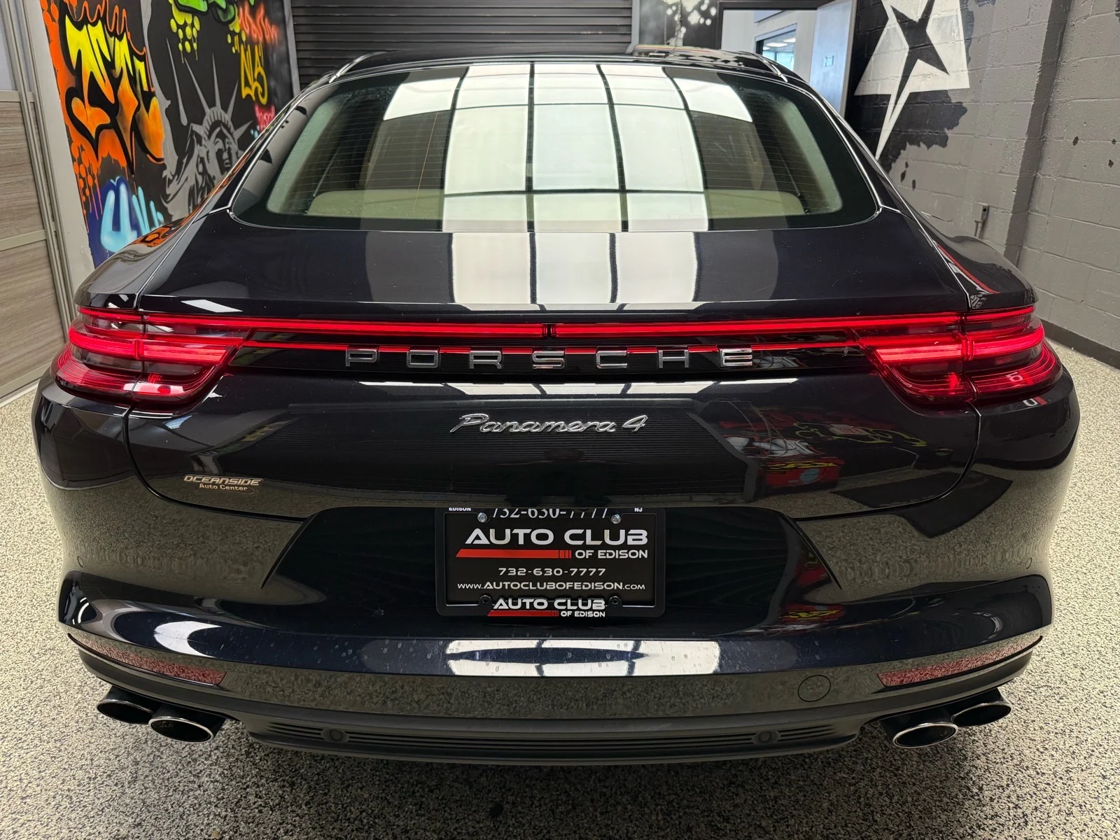 Used 2018 Black (a1) Porsche 4 image 5