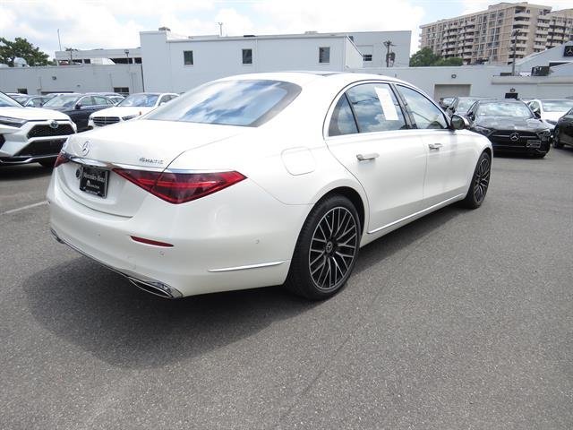 Certified Used 2023 MANUFAKTUR Diamond White Mercedes-Benz S 500 image 4