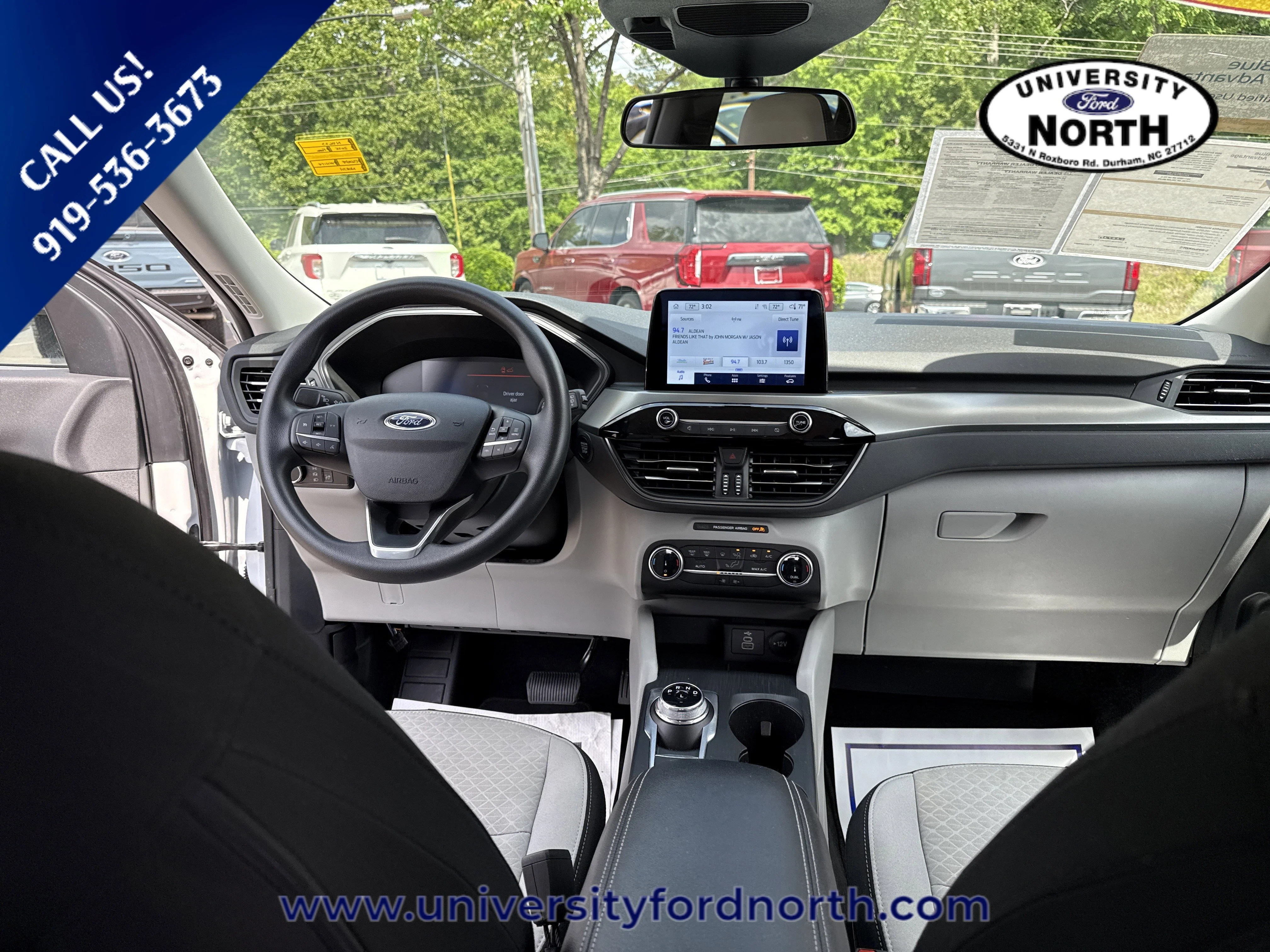 Used 2025 Oxford White Ford Active image 37