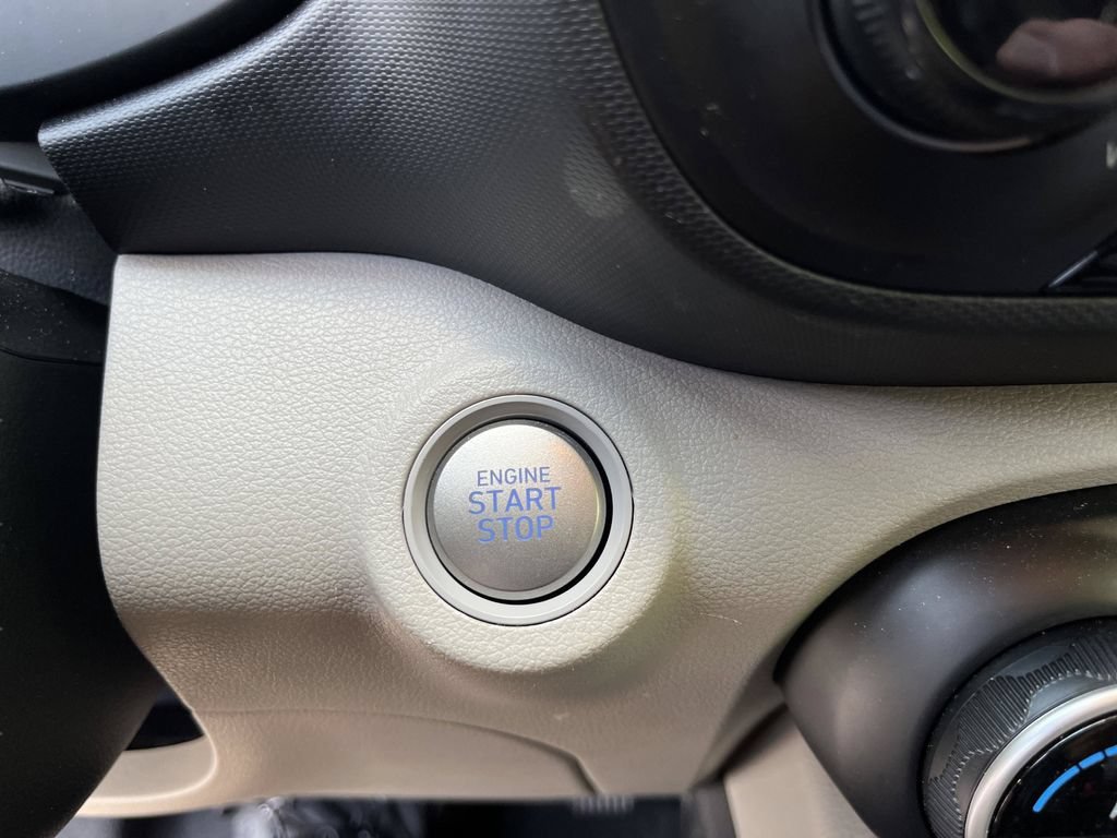 Used 2025 Intense Blue Hyundai SEL image 25