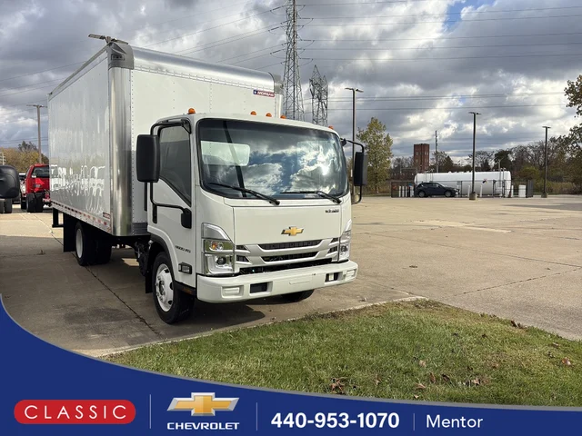 2025 Chevrolet Low Cab Forward 5500 XG 