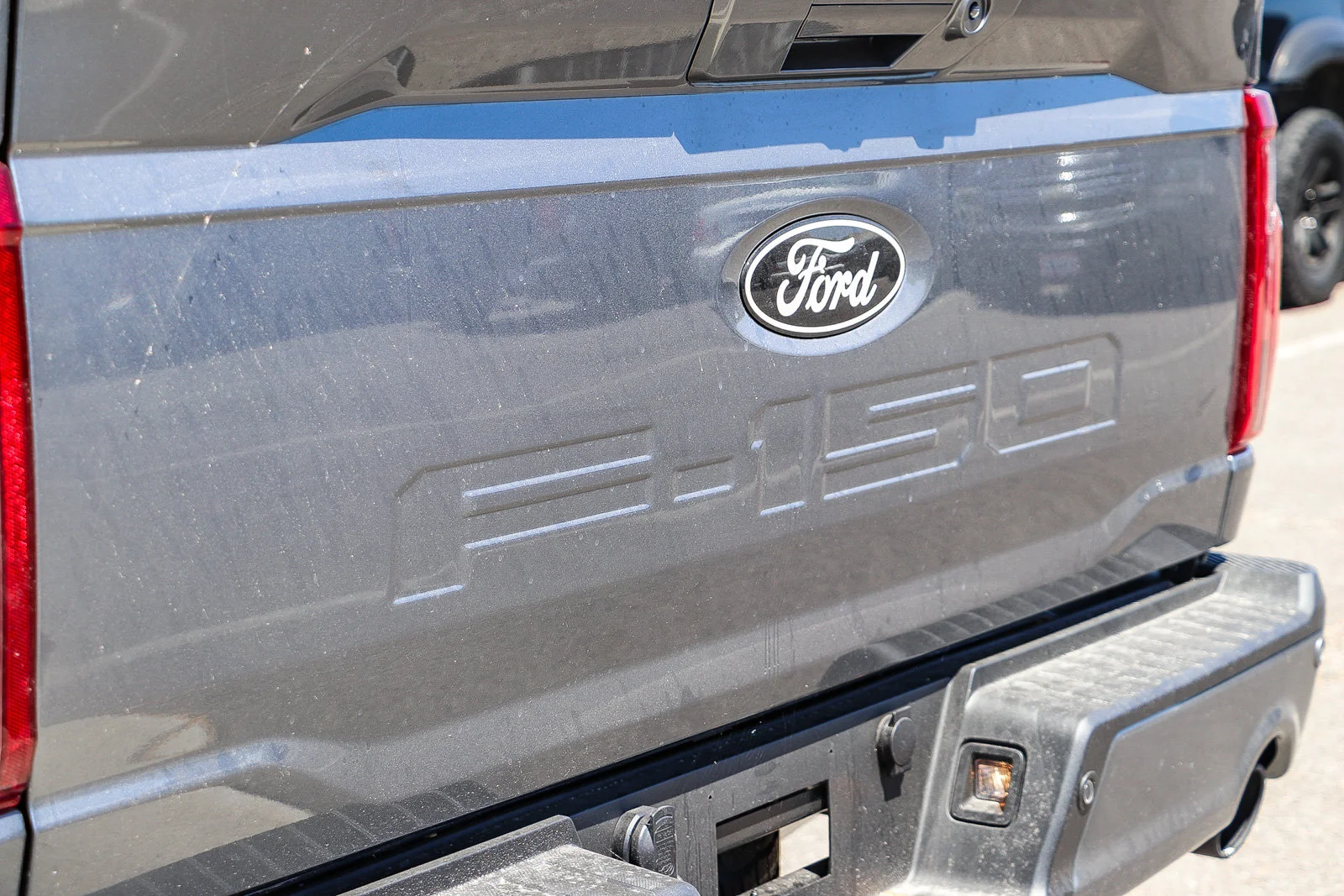 New 2026 Carbonized Gray Metallic Ford XLT image 10