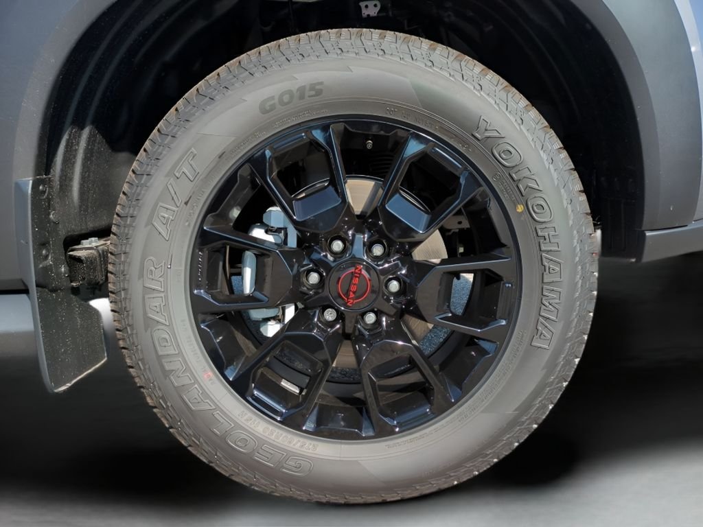 New 2026 Gun Metallic / Super Black Two-tone Nissan PRO-4X® image 11