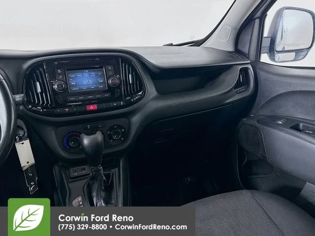 Used 2016 Bright White Ram SLT image 21