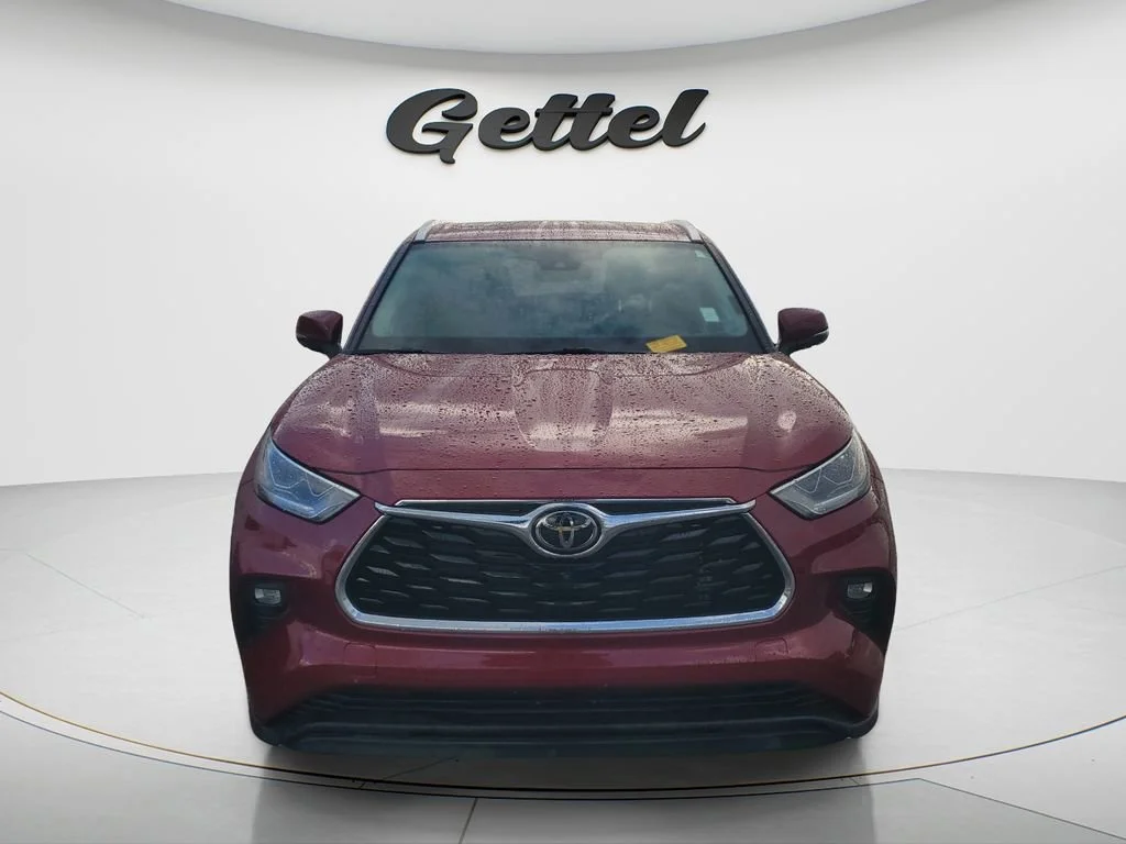 Used 2021 Red Toyota Platinum image 2