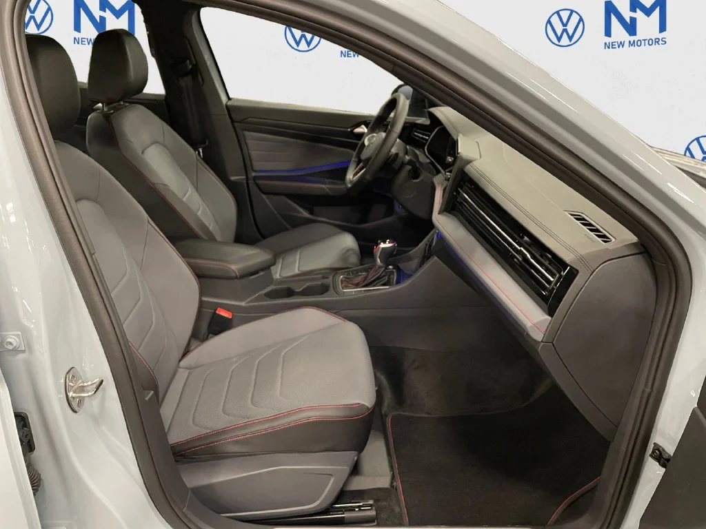 Used 2026 Monument Gray W/Deep Black Roof Volkswagen 2.0T Autobahn image 15