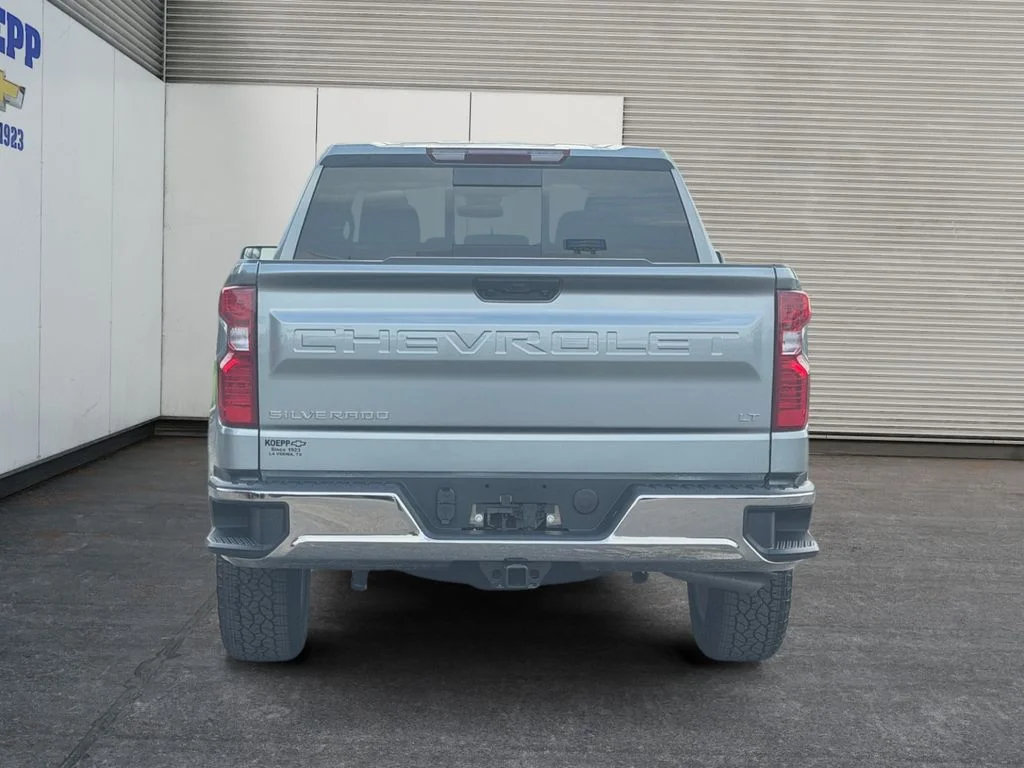 New 2026 Sterling Gray Metallic Chevrolet LT image 4