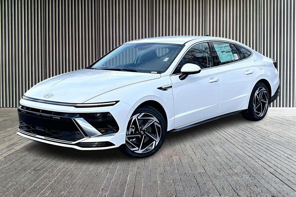 New 2026 Serenity White Hyundai SEL Sport image 2