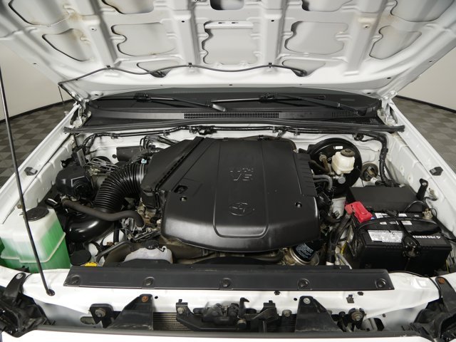 Used 2015 Super White Toyota Double Cab TRD Sport image 29