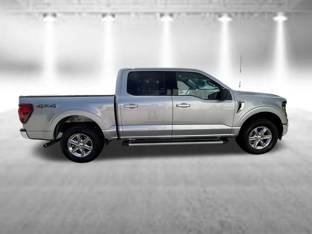 Certified Used 2025 Silver Metallic Ford XLT image 3