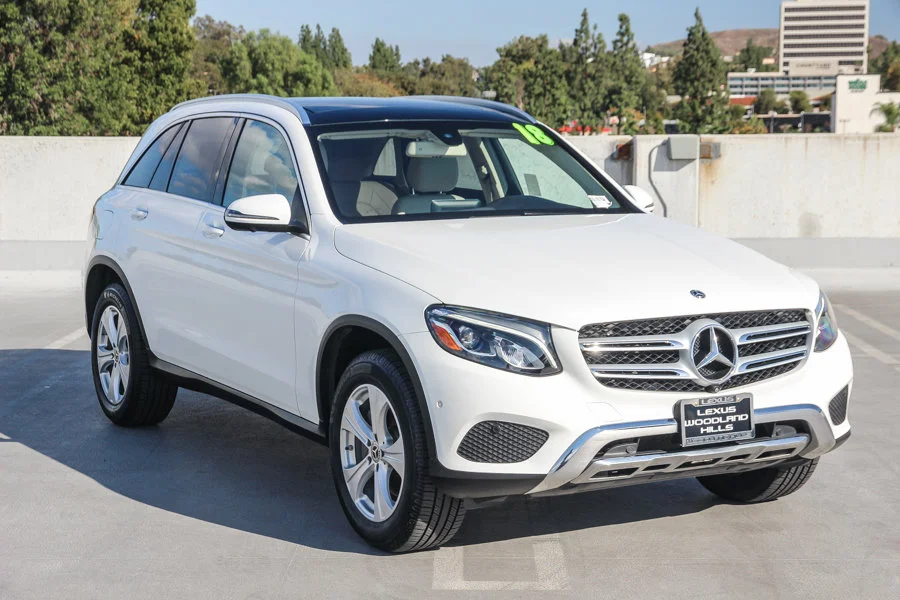 Used 2018 White Mercedes-Benz GLC 300 image 3