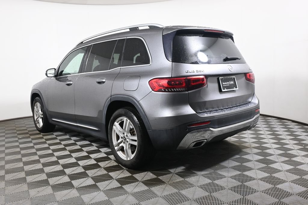 Used 2022 Mountain Gray Metallic Mercedes-Benz GLB 250 image 5