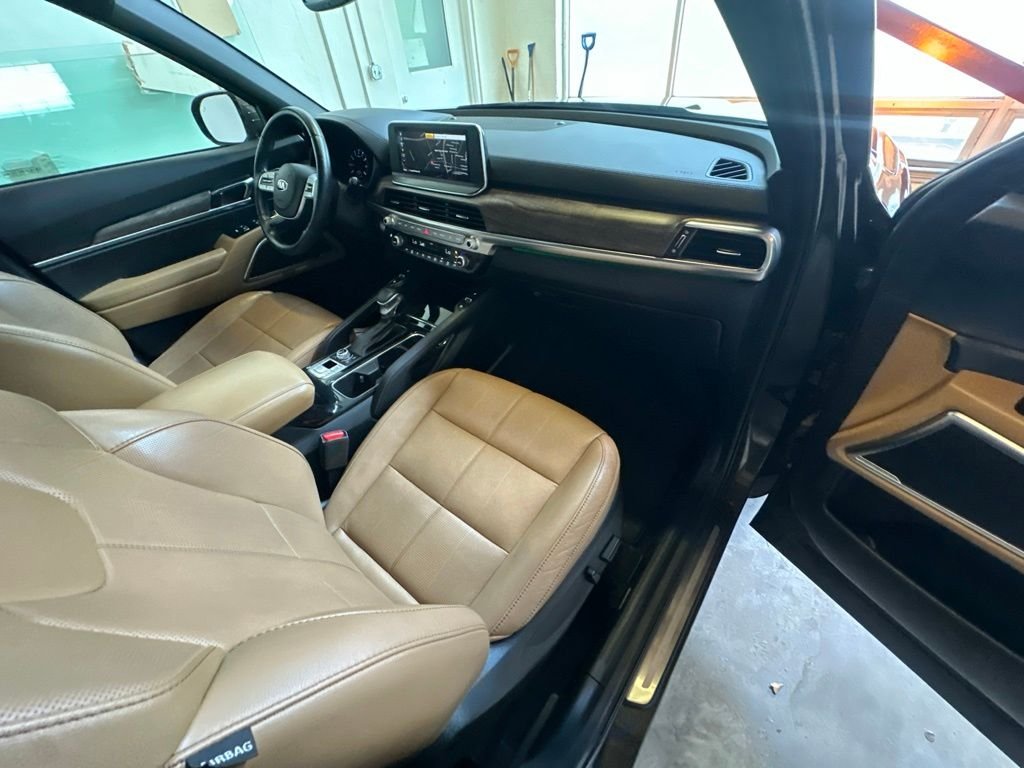 Used 2020 Green Kia SX image 33