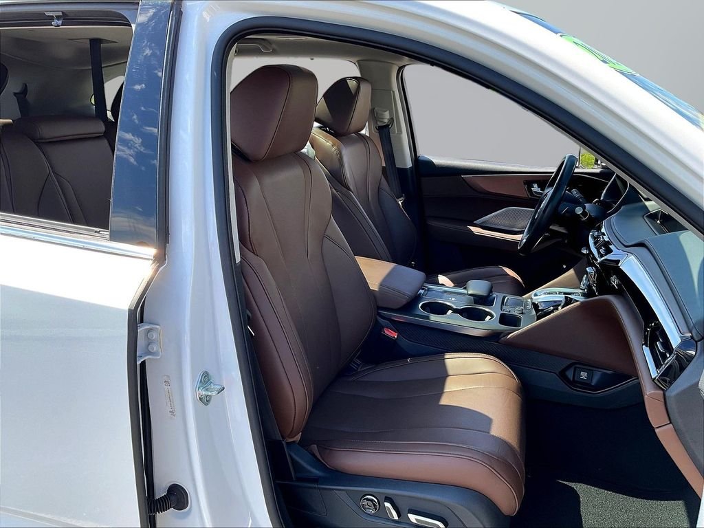 Used 2024 White Acura Technology image 29