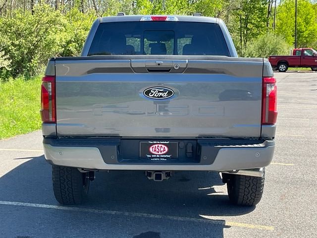 New 2026 Carbonized Gray Metallic Ford XLT image 25