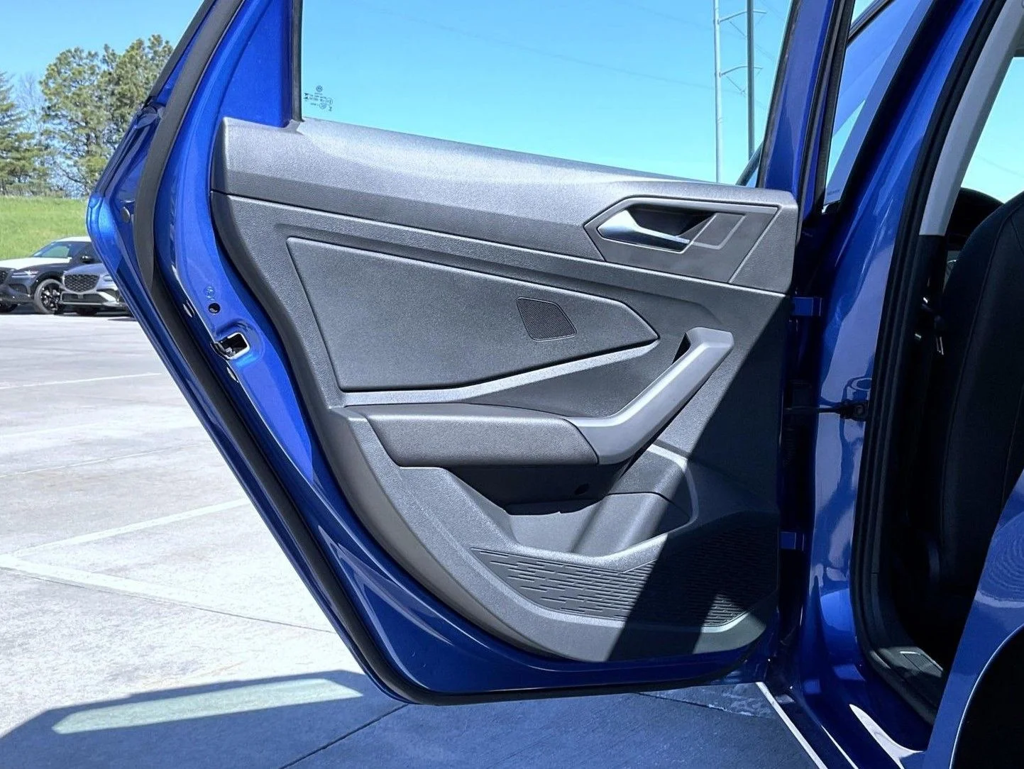 Used 2023 Blue Volkswagen 1.5T SE image 21