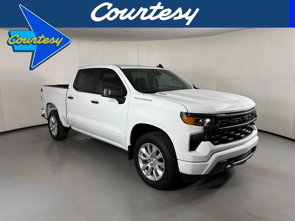 Used 2024 White Chevrolet Custom image 1