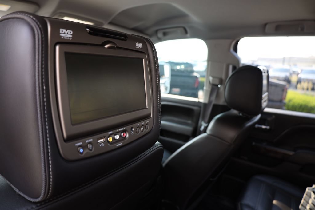 Used 2016 Summit White GMC Denali image 19