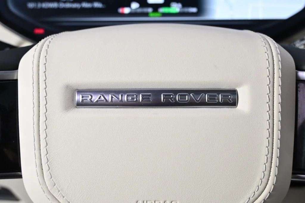 Used 2025 Santorini Black Metallic Land Rover SE image 37