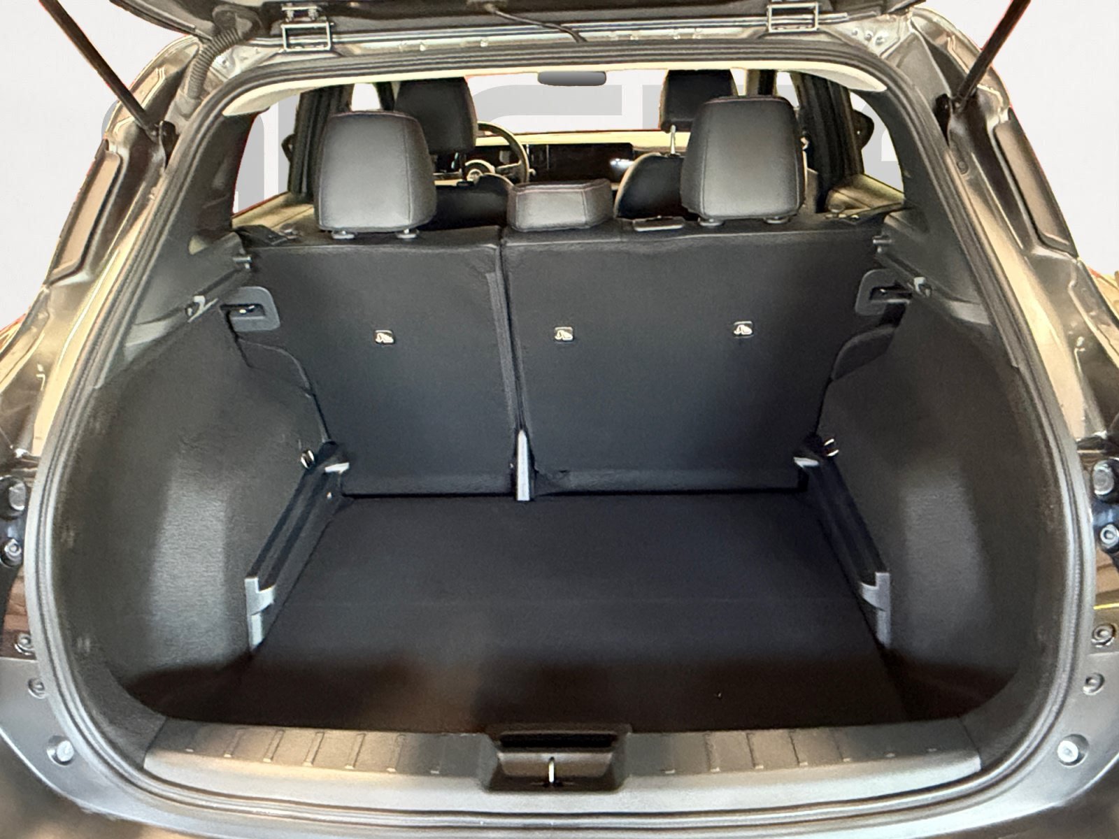 Used 2026 Gun Metallic Nissan SR image 13