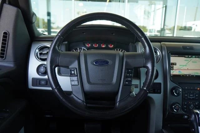 Used 2014  Ford XL image 18