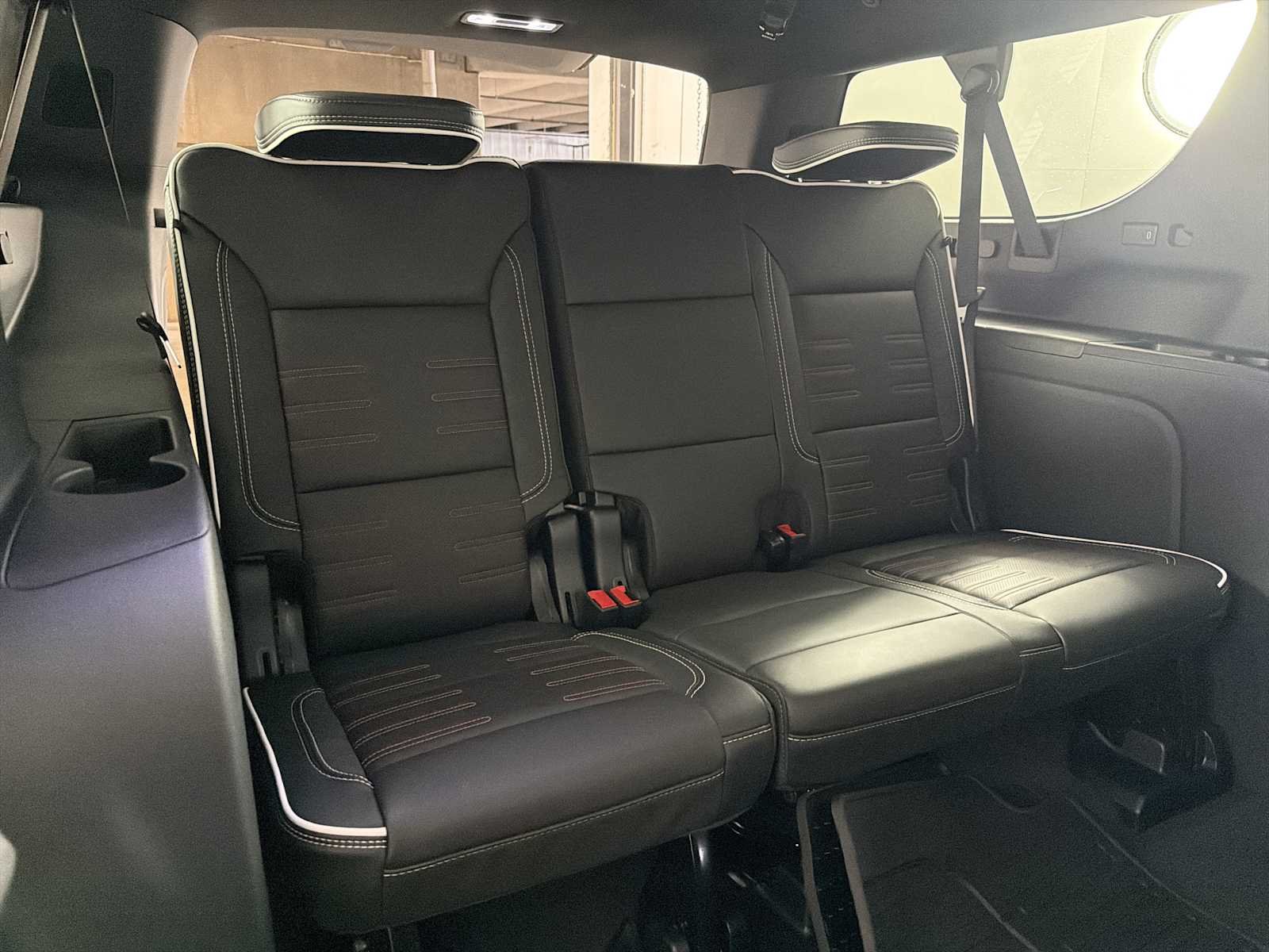 2026 GMC Yukon XL AT4 Ultimate - Photo 14