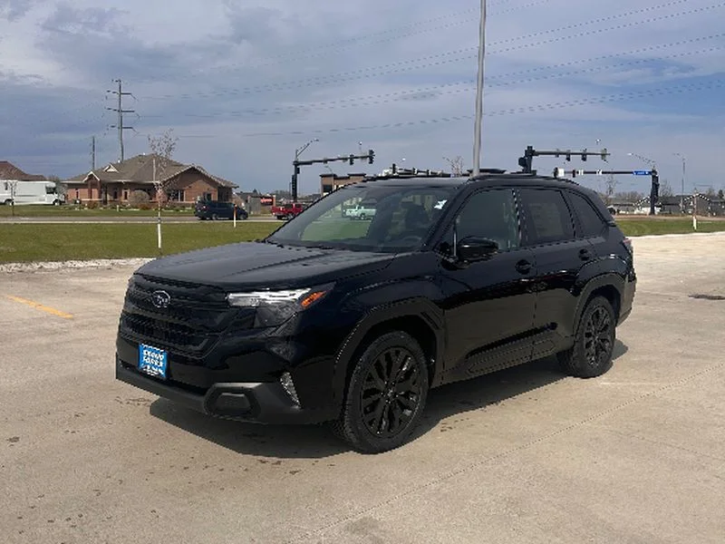 New 2026 CRYSTAL BLACK SILICA Subaru Sport image 2
