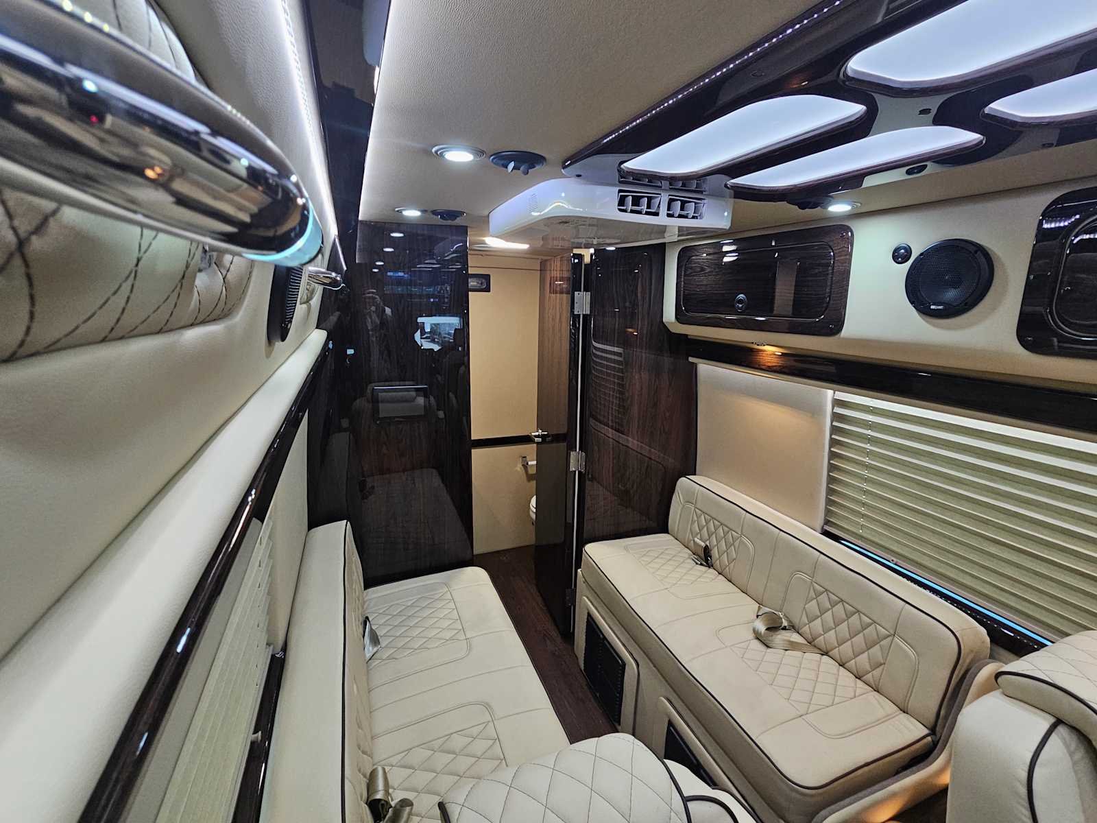 New 2026 Obsidian Black Metallic Mercedes-Benz Avenger Series RV image 34