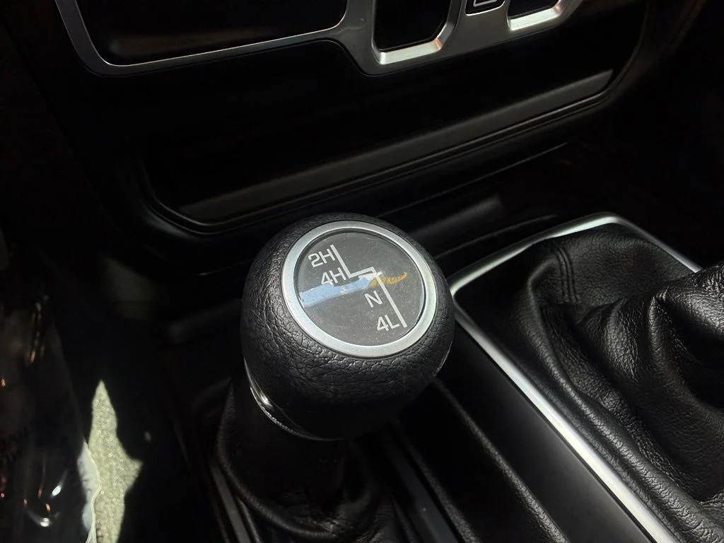 Used 2019 Gray Jeep Unlimited Sport S image 30