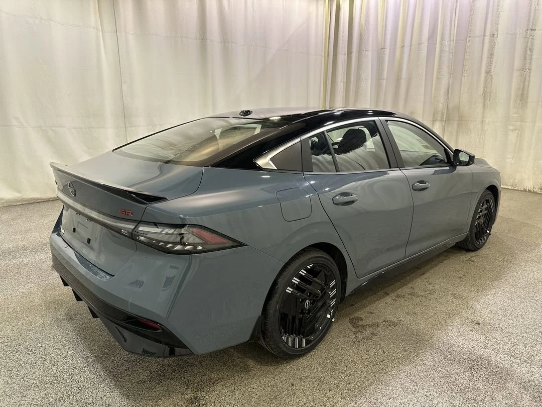 2026 Nissan Sentra SR - Photo 8
