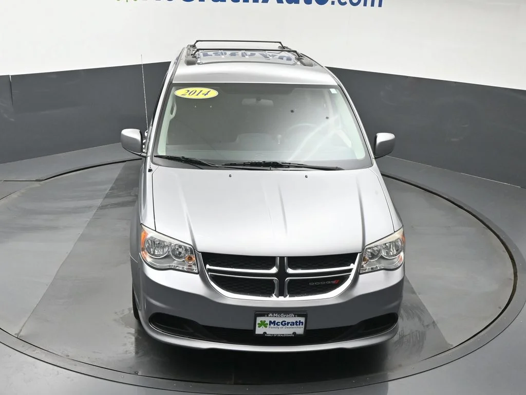 Used 2014 Silver Dodge SXT image 28