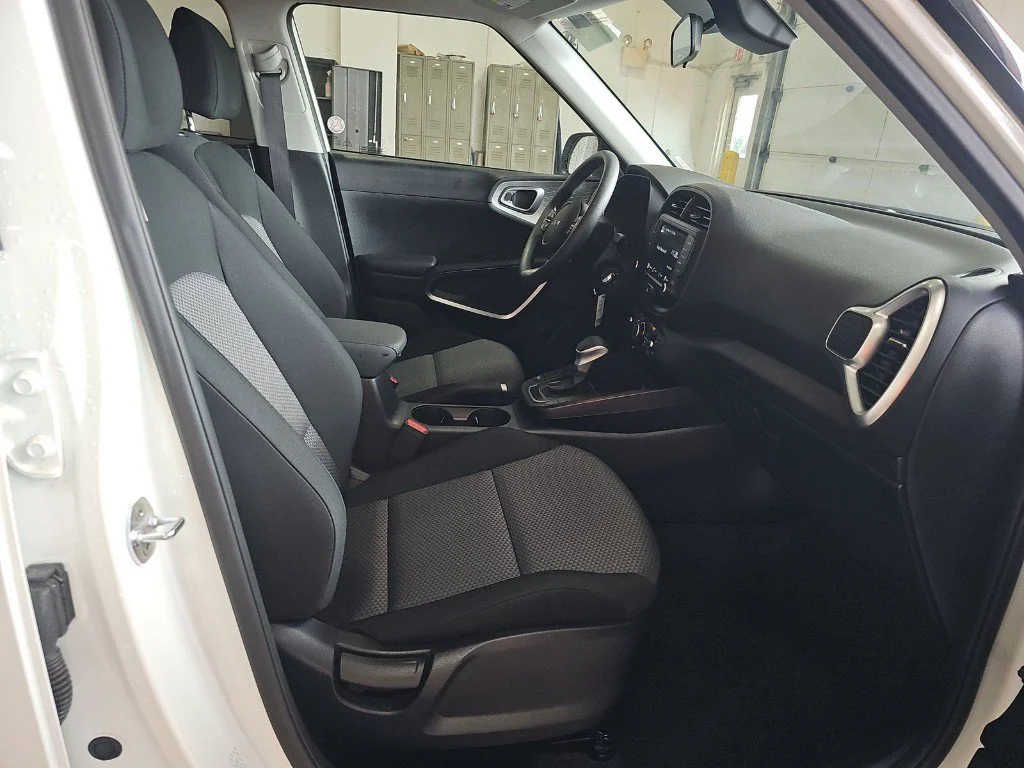 Certified Used 2025 White Kia LX image 10