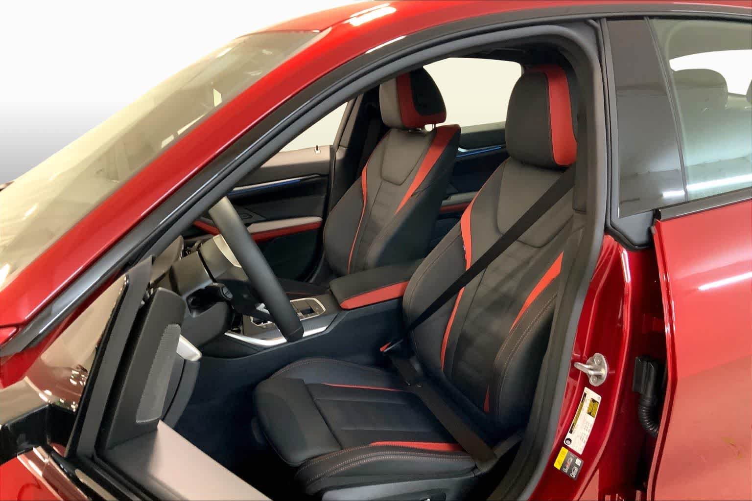 New 2026 Vegas Red Metallic BMW xDrive40 image 9