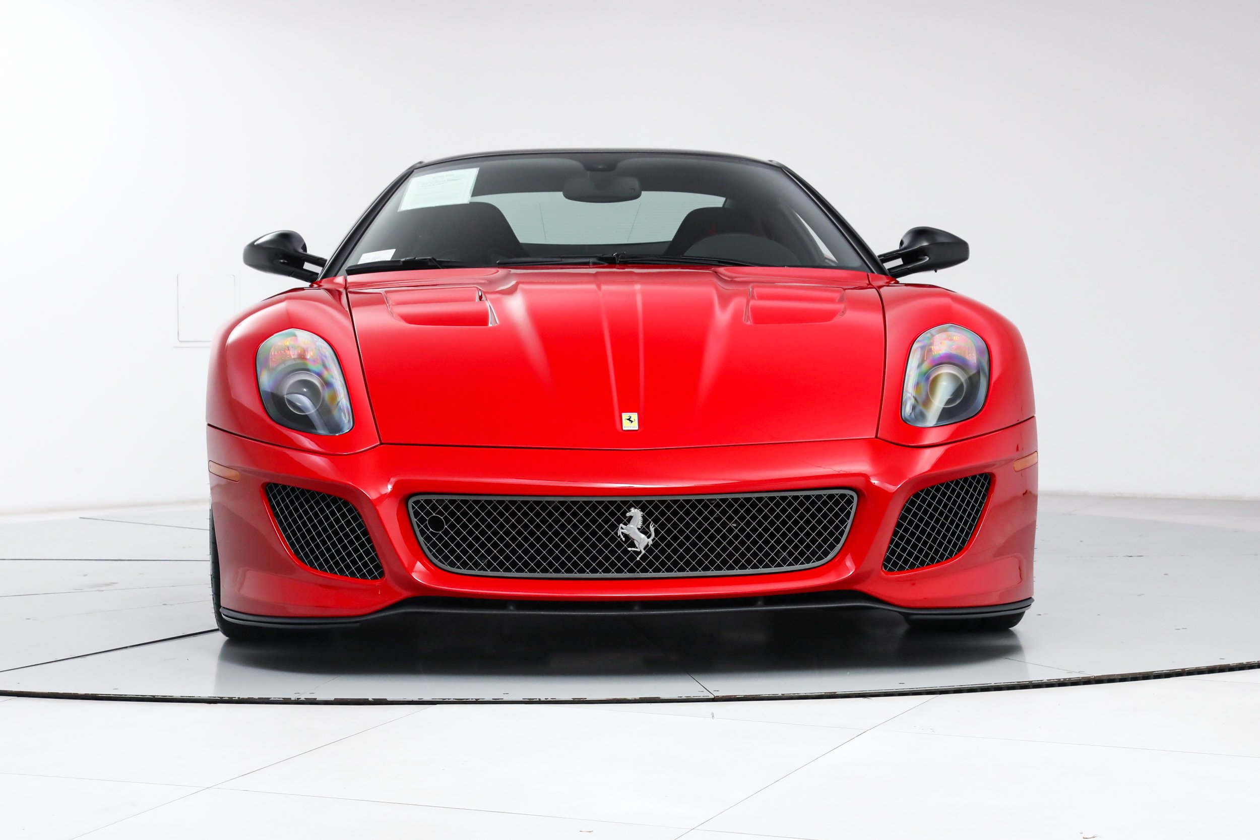 Used 2011 Red Ferrari  image 11