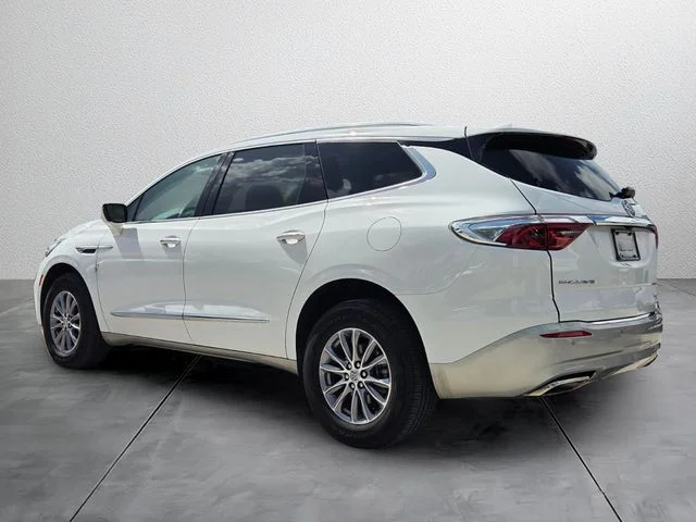 Used 2024 White Buick Essence image 3