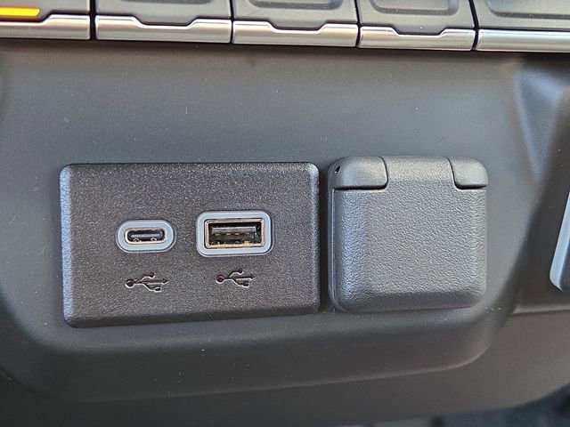 2026 GMC Sierra 1500 Pro - Photo 8