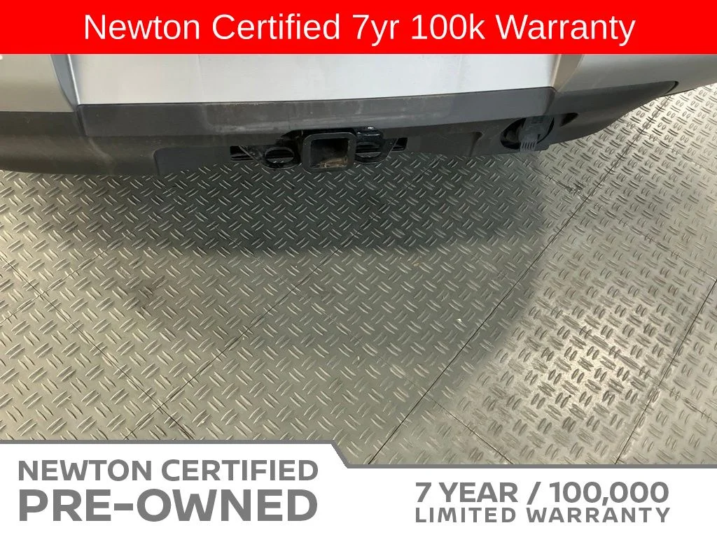 Certified Used 2025 Everest White Pearl Tricoat Nissan Platinum image 8