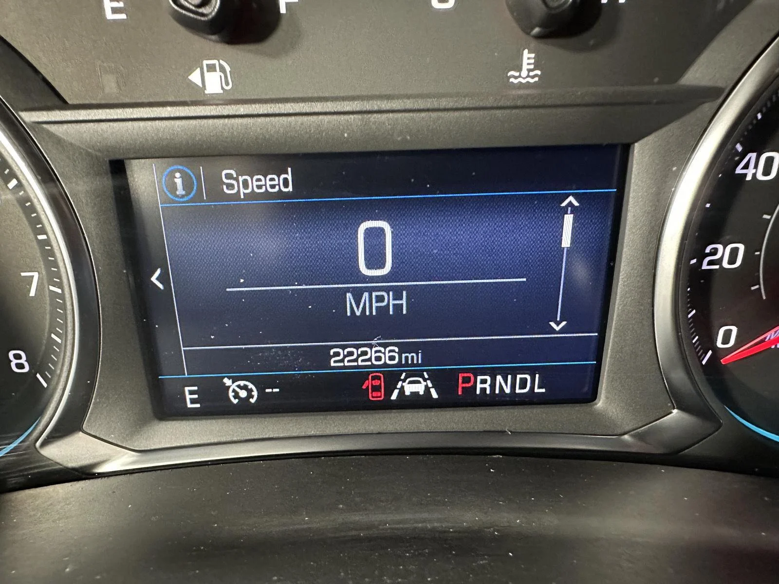Used 2024 Lakeshore Blue Metallic Chevrolet LT image 16