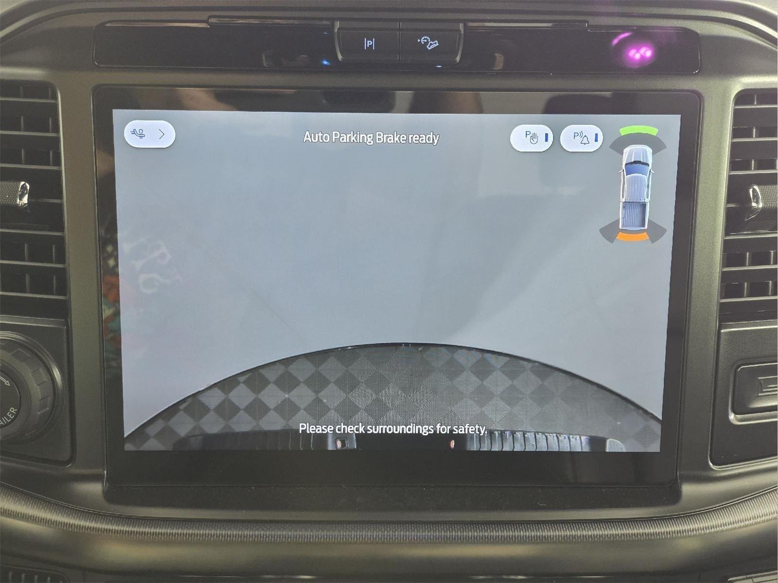 New 2025 Agate Black Metallic Ford Lariat® image 45