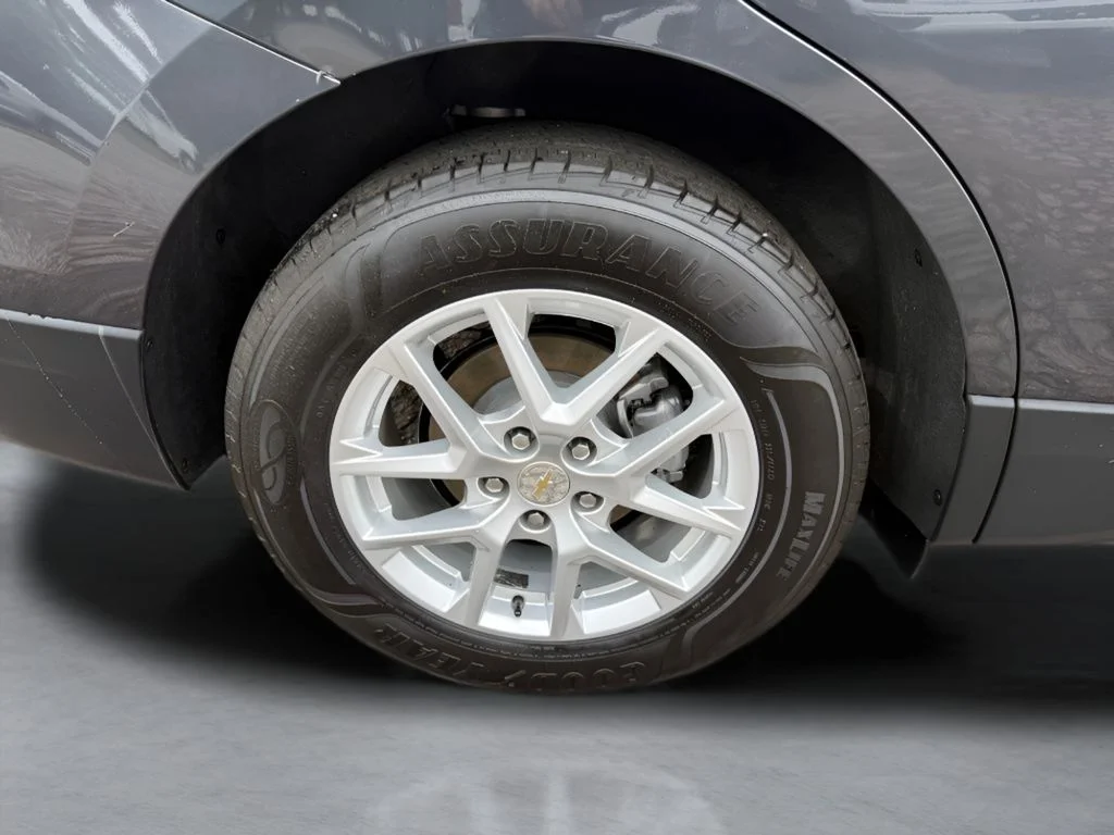 Used 2023 Gray Chevrolet LT image 34