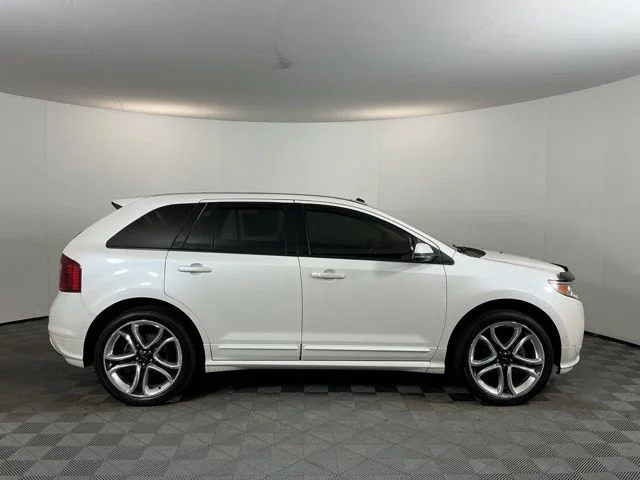 Used 2012 White Ford Sport image 4