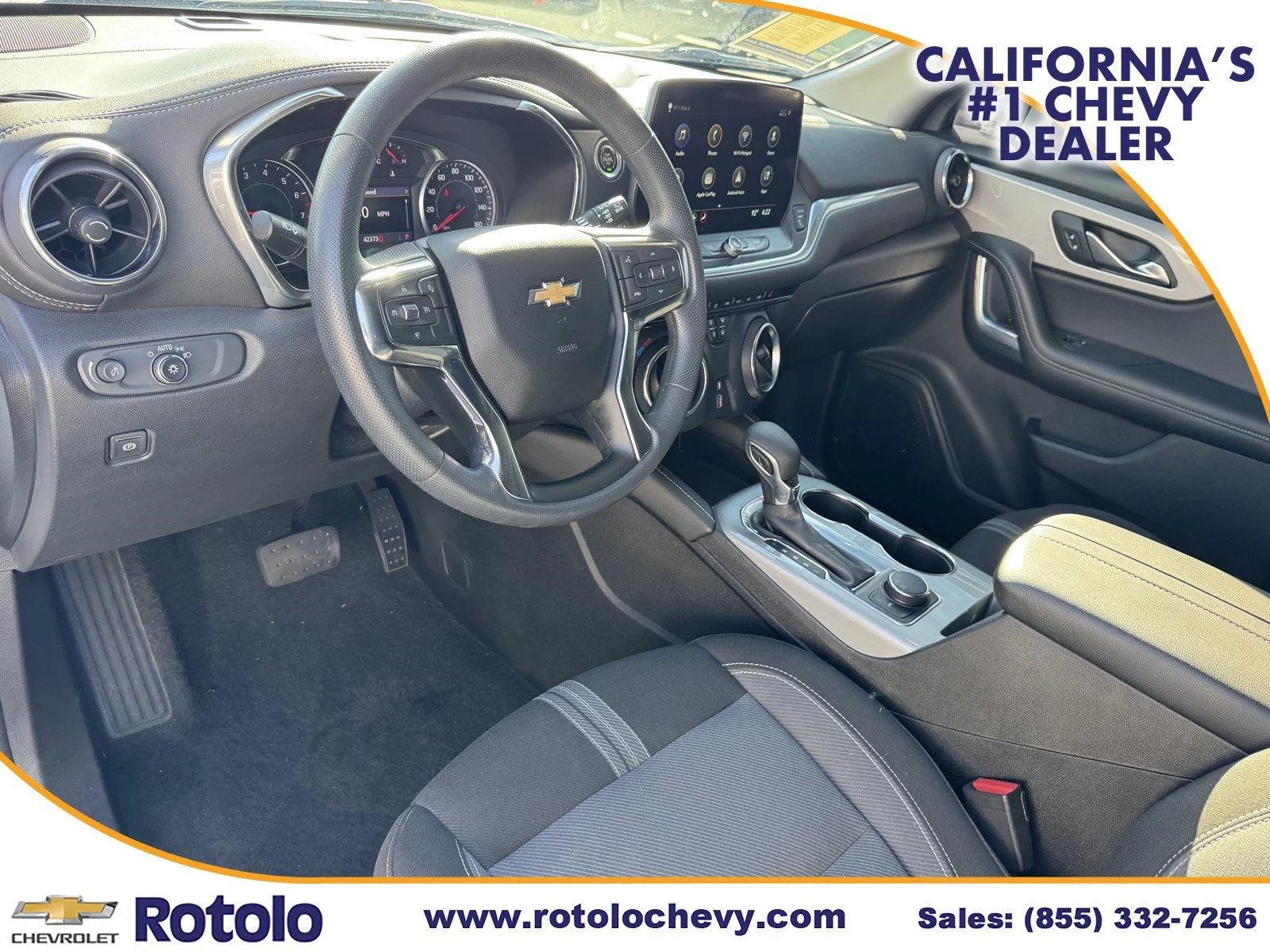 Used 2023 Summit White Chevrolet LT image 14