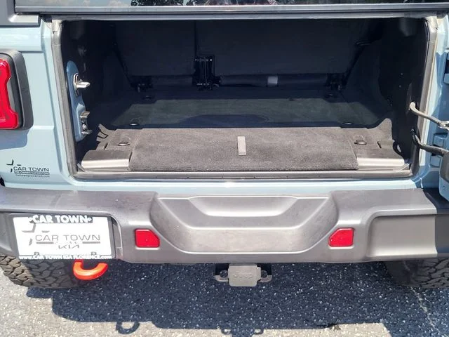 Used 2024 Gray Jeep Rubicon image 4