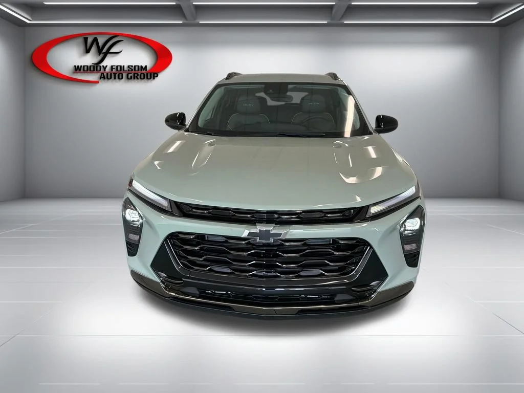 New 2026 Cacti Green Chevrolet ACTIV image 2