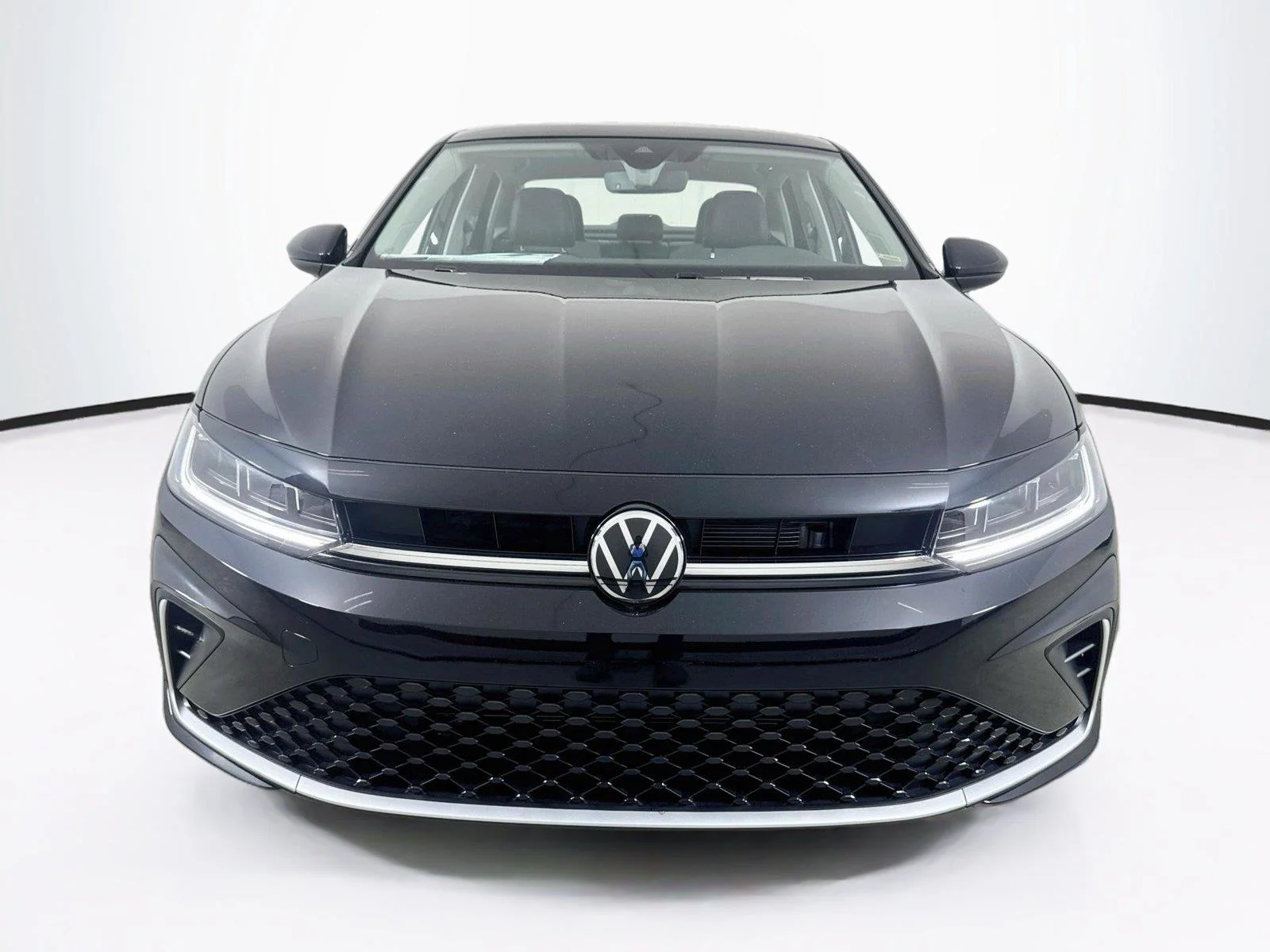 New 2027  Volkswagen SE image 4