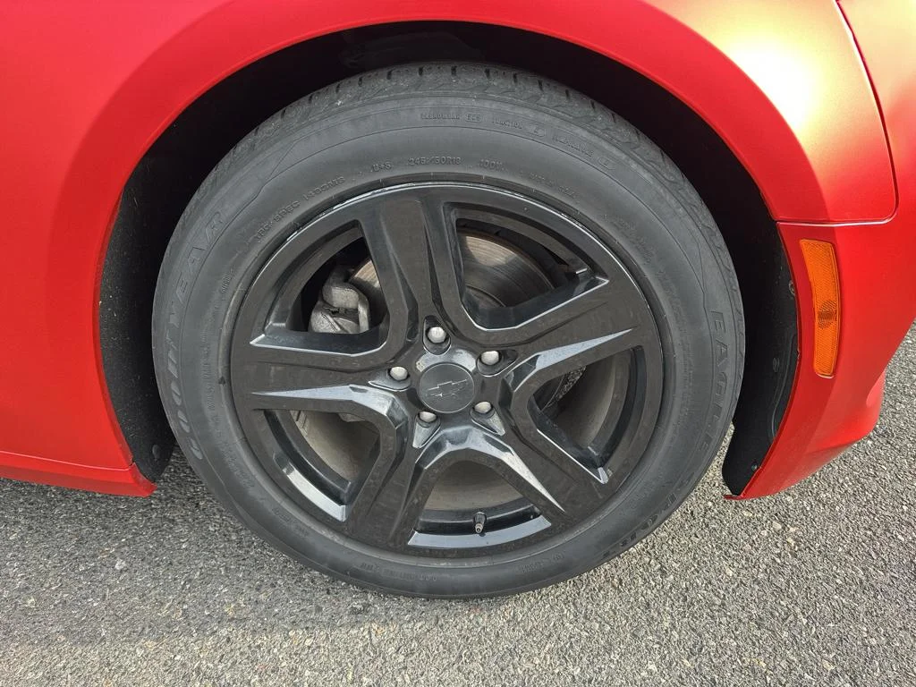 Used 2018 Red Chevrolet 1LT image 4