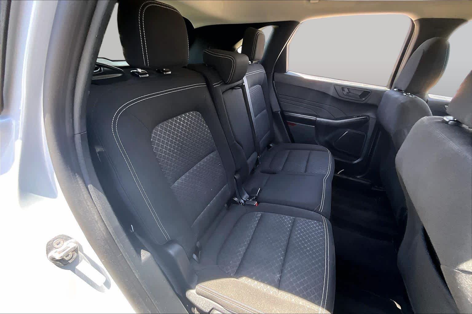 Used 2025 Space Silver Ford Active image 19