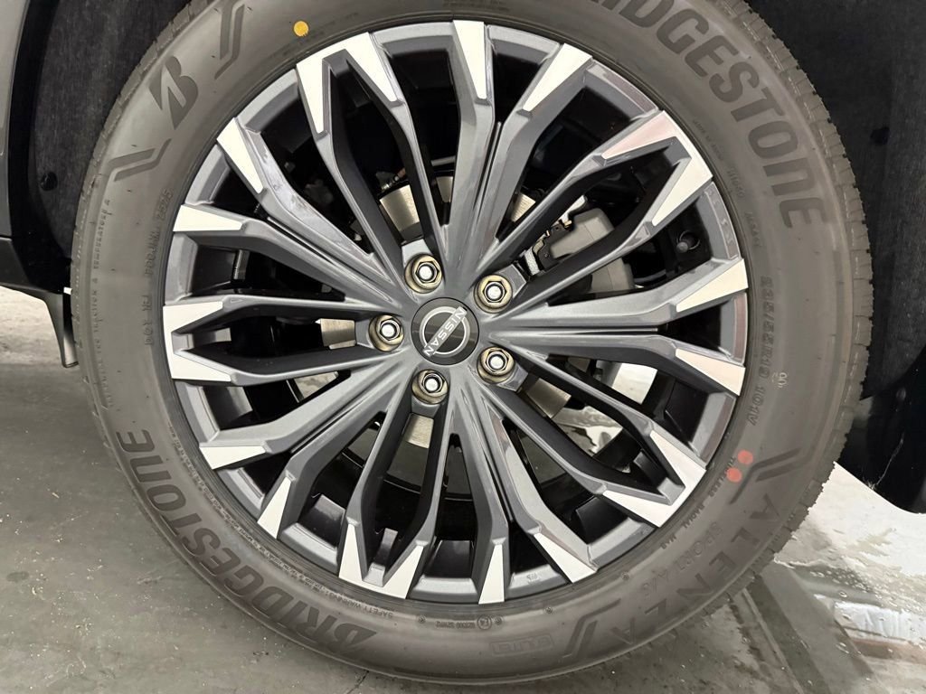 2026 Nissan Rogue Platinum - Photo 11