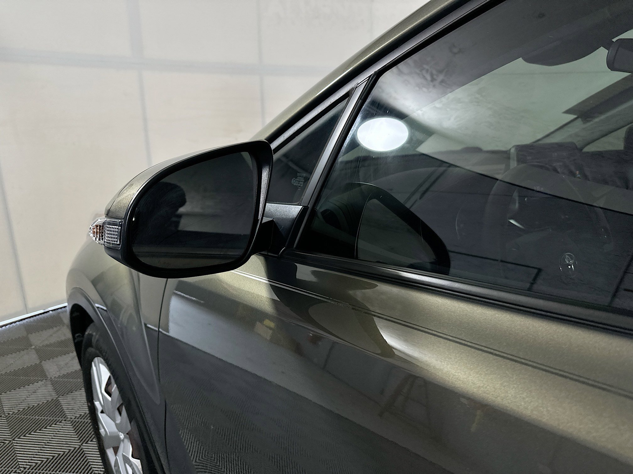 Used 2021 Bronze Toyota LE image 10