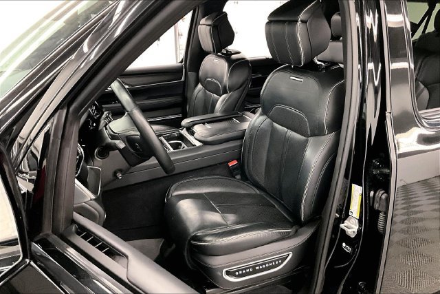 Used 2024 Diamond Black Crystal Pearlcoat Jeep Series II image 23